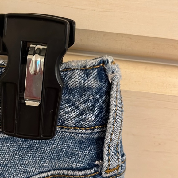 GUESS BRAND 90’s Skinny High Waisted 4 Button Jeans - Picture 6 of 7